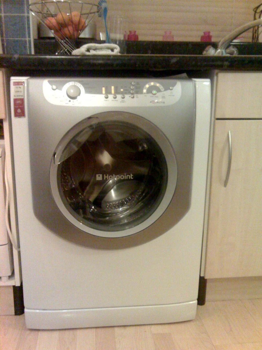 Aqualtis washer dryer discount