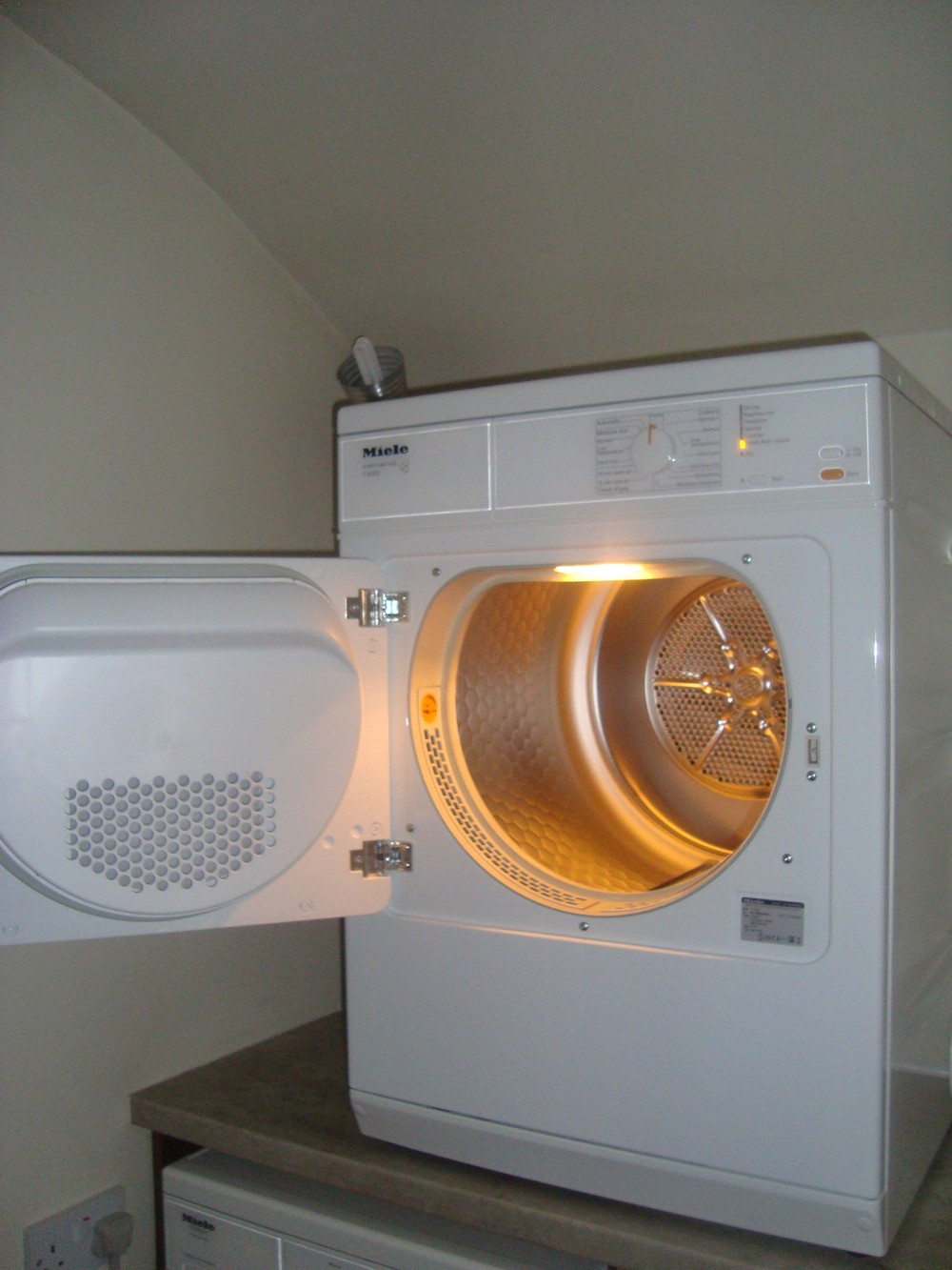 Miele T8302 vented dryer