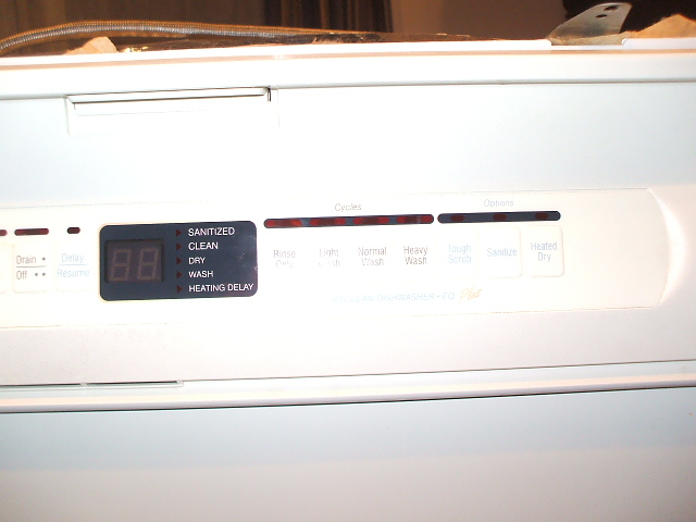 Maytag MDB7100AWQ