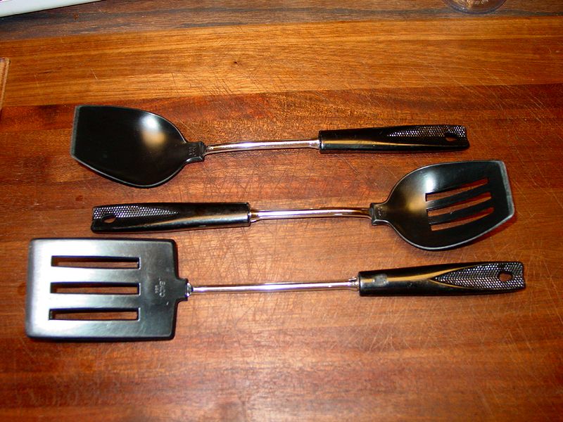 Vintage RARE EKCO Chromium Plated Short Angled Slotted Spatula With Black  Chippy Wood Handle 9 Ekco Short Slotted Spatula 