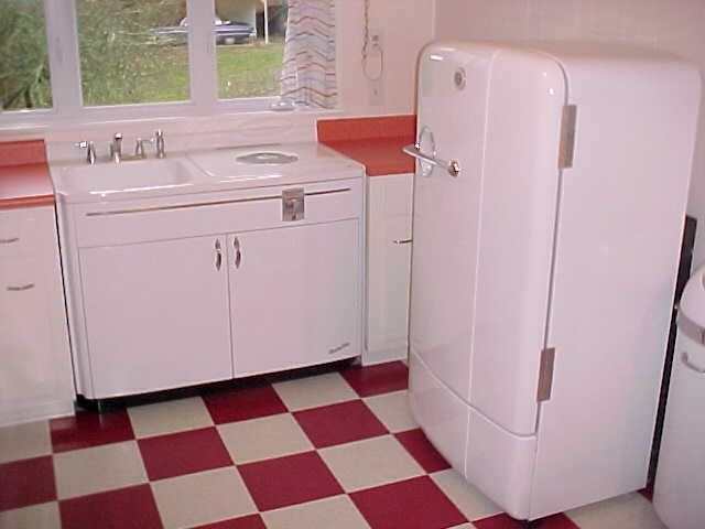 Early Youngstown Kitchens Dishwasher Looks To Be Never