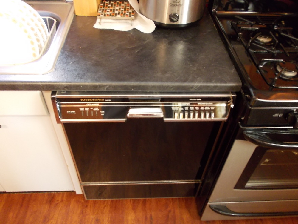Good, Vintage Dishwasher for Daily Use--That Isn't Unobtainium