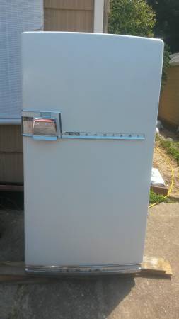 Rarely Seen 1950 S Admiral Refrigerator