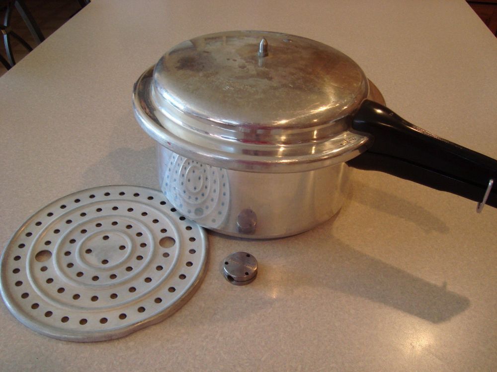 Question about vintage Mirro pressure cookers.