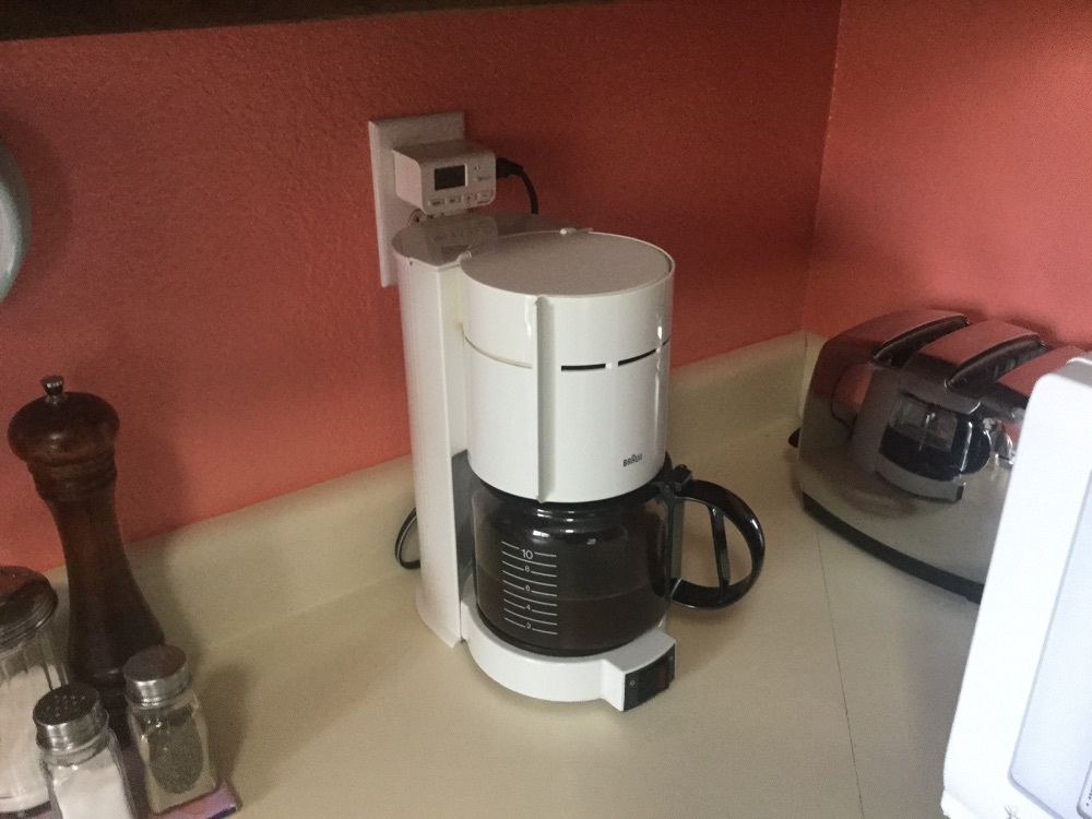 Cuisinart Single Serve Coffee Maker with Brand New Coffee Grinder -  appliances - by owner - sale - craigslist