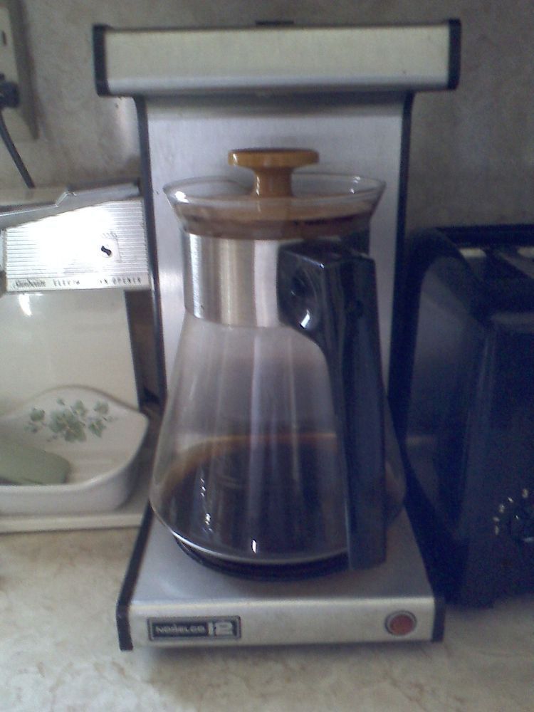 Coffee maker - Cuisinart 12 cup and hot water dispenser - appliances - by  owner - craigslist