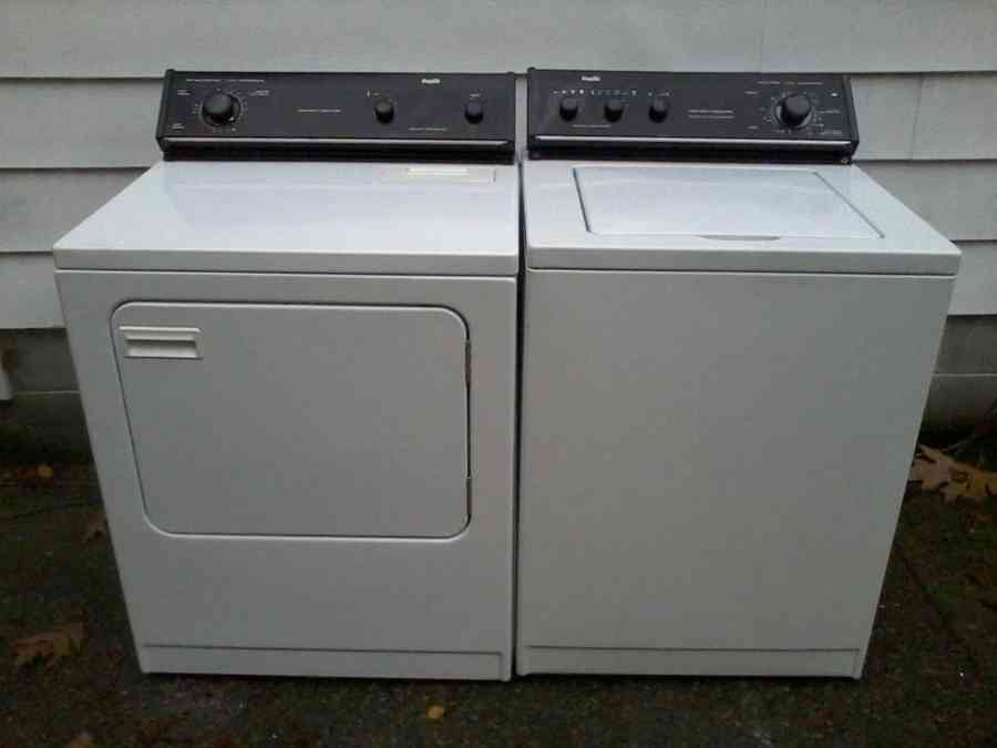 do anyone know what year this inglis whirlpool washer dryer set was made?