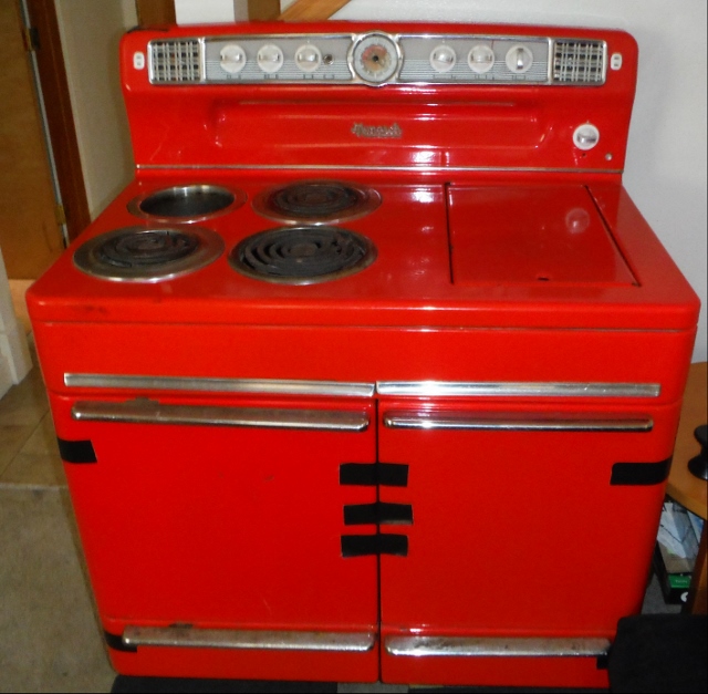 Red Monarch electric stove with roaster